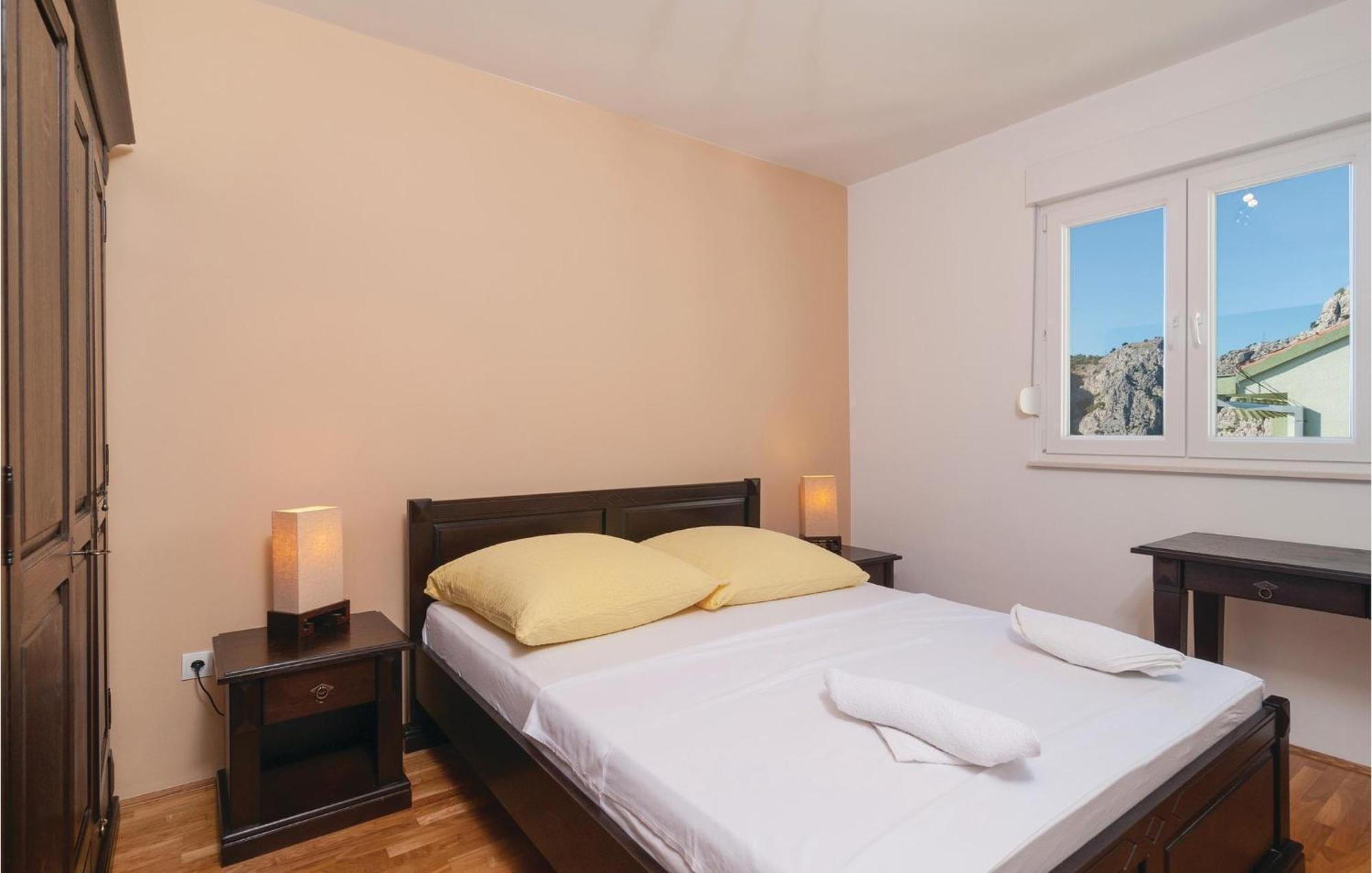 Nice Apartment In Omis With House Sea View Εξωτερικό φωτογραφία