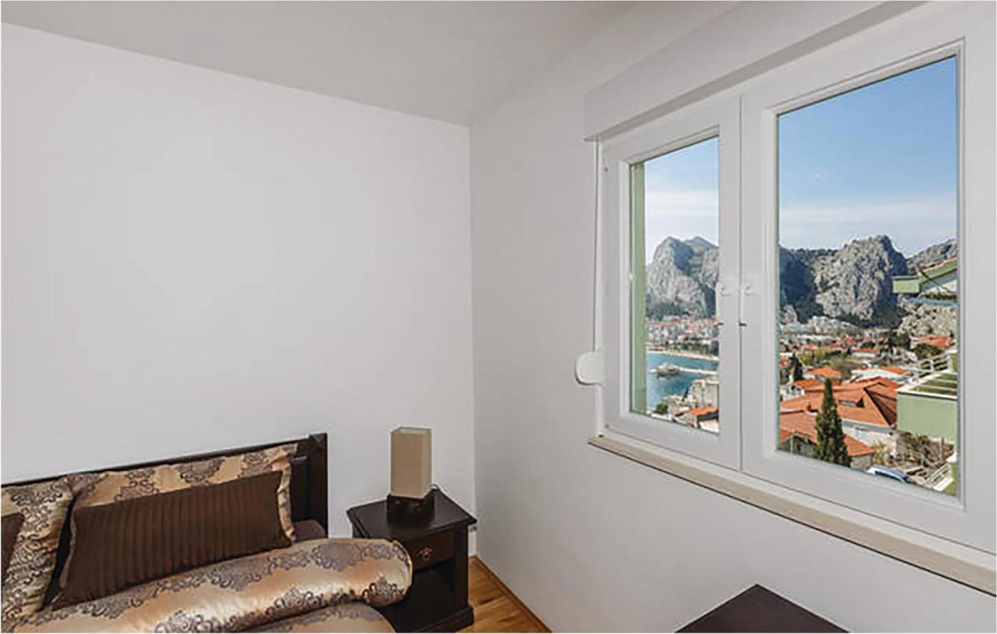 Nice Apartment In Omis With House Sea View Εξωτερικό φωτογραφία